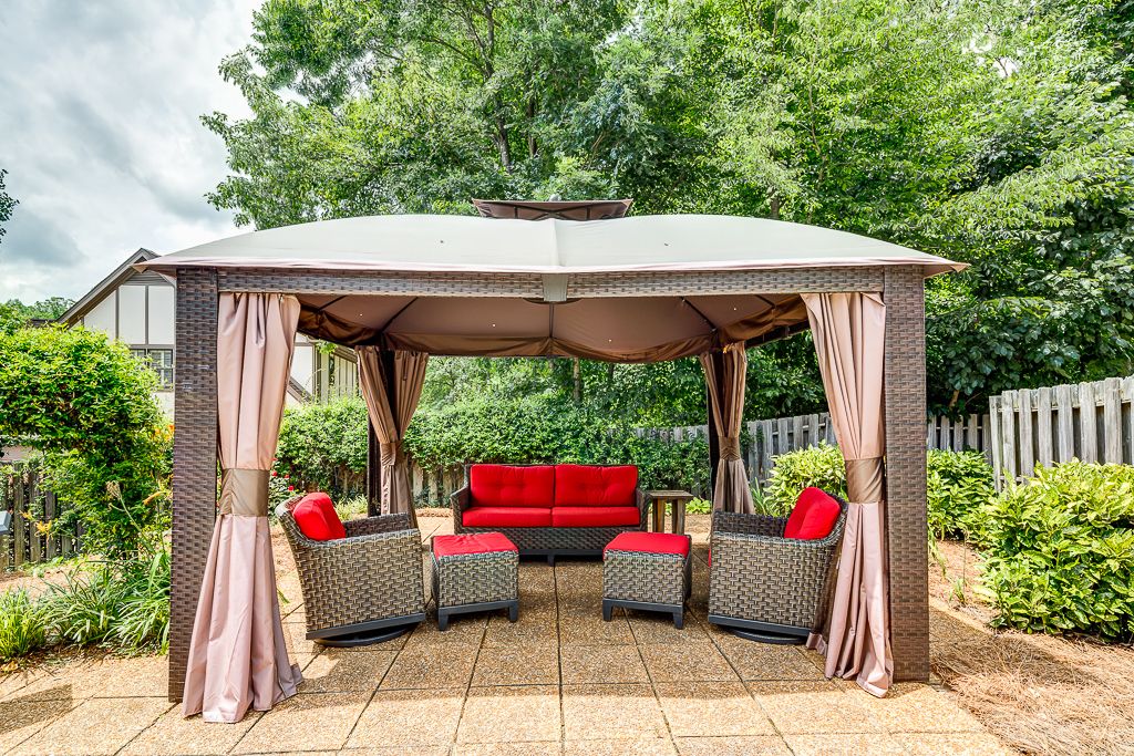 Traditional Patio with exterior stone floors by Karen Cannon | Zillow ...