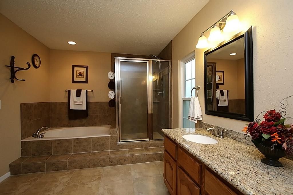 Traditional Full  Bathroom  in SPRING TX Zillow Digs Zillow