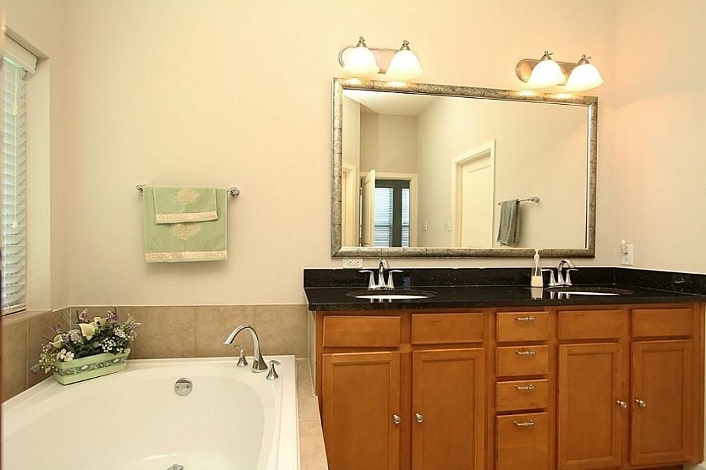 Bathroom Sinks Houston Tx traditional master bathroom with double sink & raised panel in Bathroom Sinks Houston Tx traditional master bathroom with double sink & raised panel in