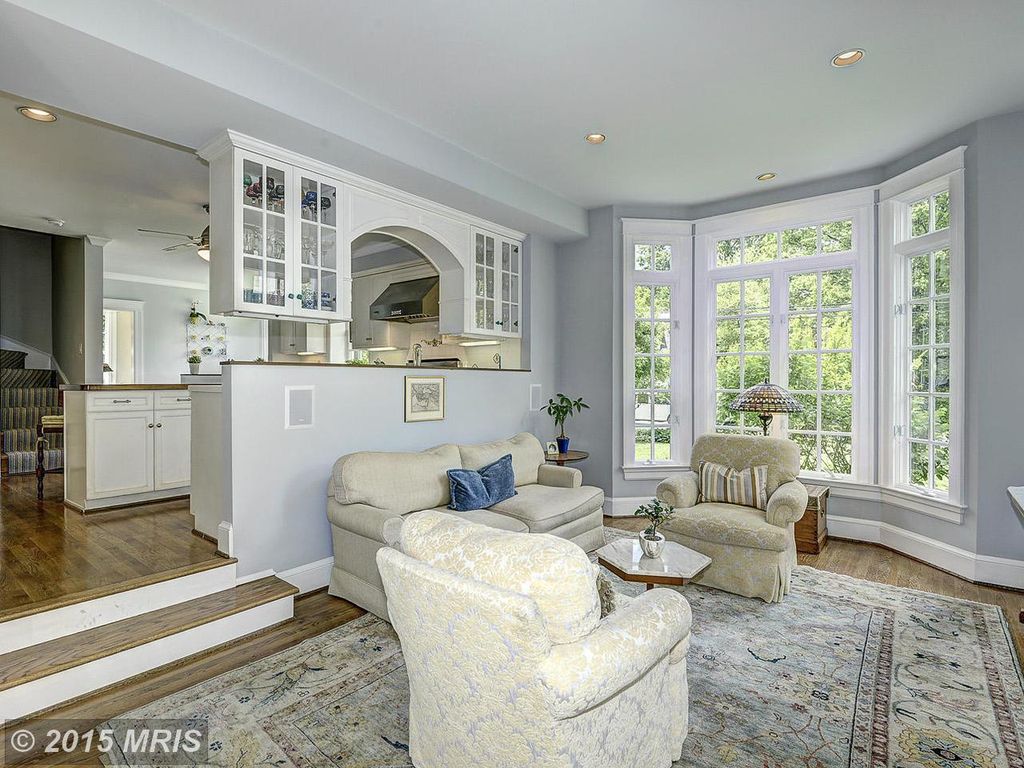 Traditional Living Room With Sunken Living Room Carpet In