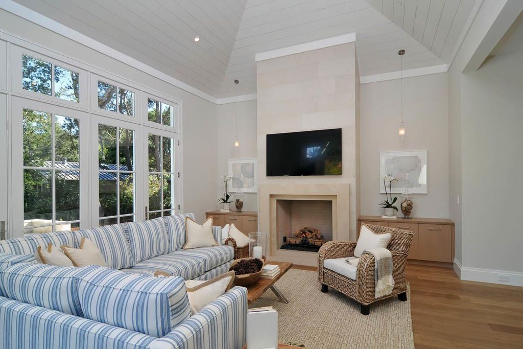Cottage Living Room With Fireplace cottage living room with stone fireplace & carpet in atherton, ca Cottage Living Room With Fireplace cottage living room with stone fireplace & carpet in atherton, ca