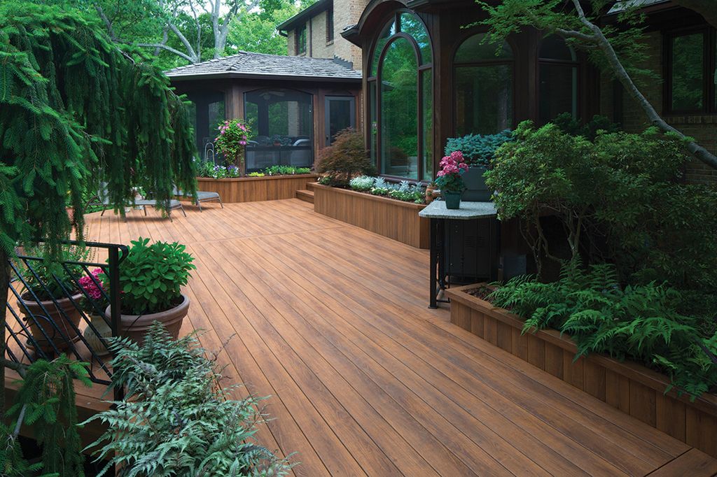 Contemporary Deck with Raised beds by Andy Lindus | Zillow Digs | Zillow