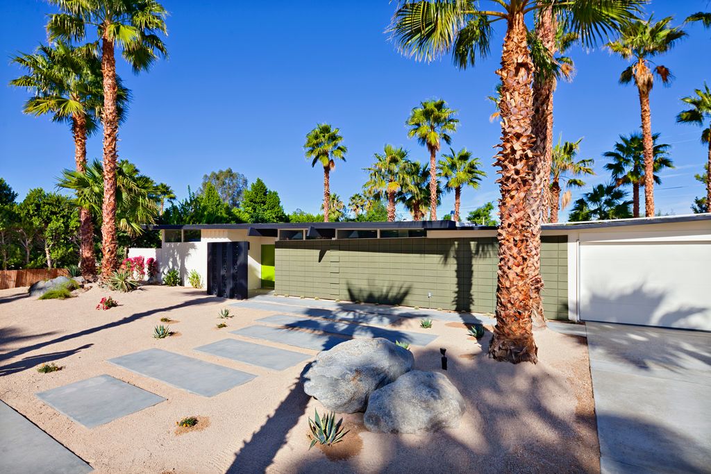 Modern Exterior of Home by Neil Curry Zillow Digs Zillow