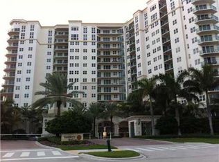 20000 E Country Club Dr APT 216