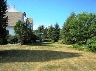 2 Chesterbrook Ln, Pittsford, NY 14534 | Zillow