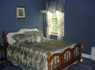 17 Oak Ridge Dr, Ayer, MA 01432 | Zillow