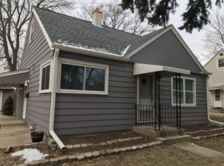 3755 S 47th St Milwaukee Wi 53220 Zillow