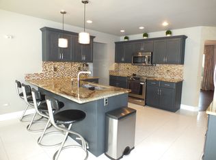 7819 Sea Pines Rd Orland Park Il 60462 Mls 10104310 Zillow