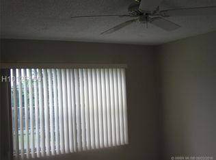 300 SW 130th Ter APT 308B