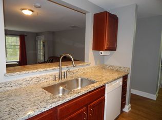 40 Eastern Ave Apt 201 Manchester Nh 03104 Zillow