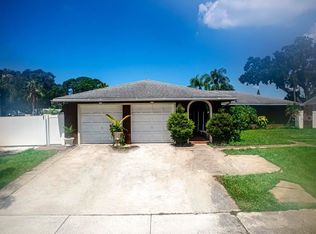 7102 Lawnview Ct