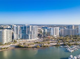 1111 N Gulfstream Ave APT 13E
