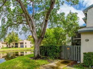 3569 Cocoplum Cir # 3485