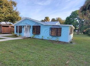 547 SW Halpatiokee St