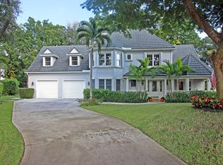5010 Whispering Holw