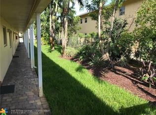 2643 NE 8th Ave APT 3