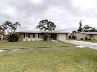 619 SW Branford Dr