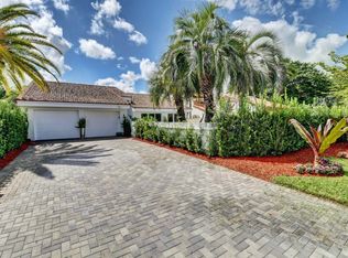 7696 Cedarwood Cir