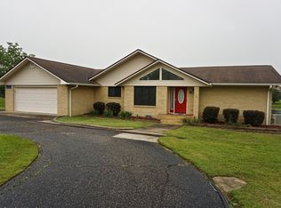 3214 Lake Place Dr