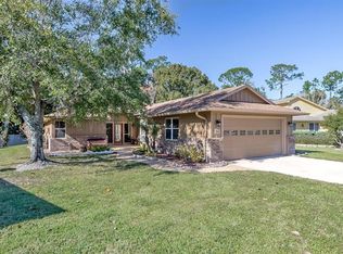 24 Treetop Cir