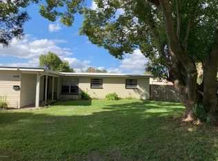 1628 Dibble Cir W