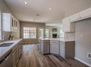 7724 Kiva Dr Austin Tx 78749 Zillow 7724 Kiva Dr Austin Tx 78749 Zillow