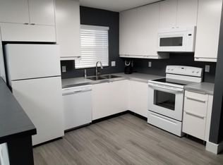 226 SE 23rd Ave