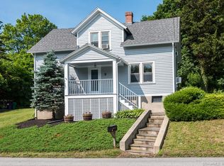 9 Grove St Clinton Ct 06413 Zillow