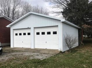 100 W Blue Hole Rd Campbellsville Ky 42718 Zillow