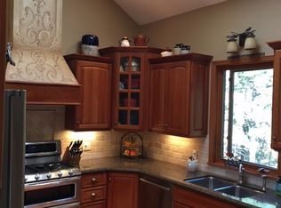 Kitchen Design Evergreen Co 122 david dr, evergreen, co 80439 | zillow Kitchen Design Evergreen Co 122 david dr, evergreen, co 80439 | zillow