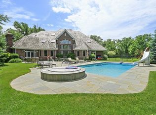 470 Saddle Run, Lake Forest, IL 60045