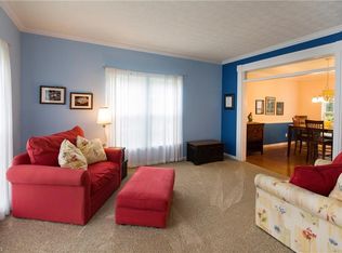 5495 Schueller Blvd Sheffield Village Oh 44054 Zillow