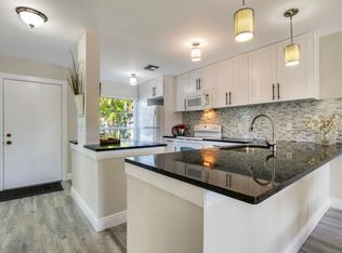13915 Via Aurora APT B