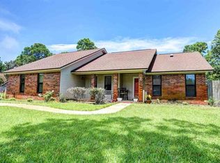 406 Williamsburg Dr