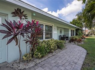 616 SW 51st Ter