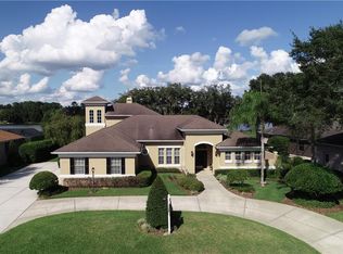 3036 Sutton Woods Dr