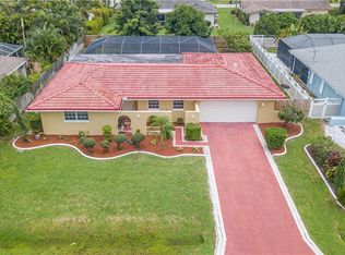 618 SE 35th Ter