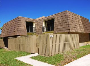 822 8th Ct