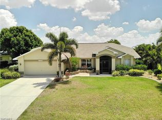 11886 Royal Tee Cir