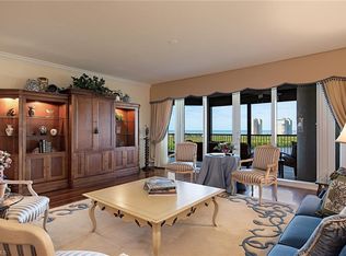7575 Pelican Bay Blvd APT 907
