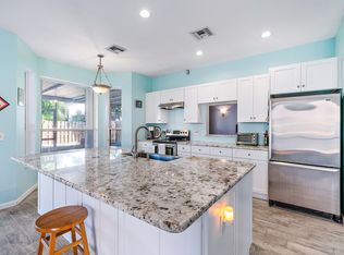 Woodlake Cir