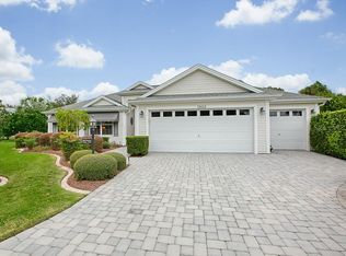 1893 Lancaster Ln