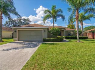 467 High Hawk Cir