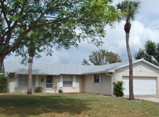 8723 SE Sandcastle Cir