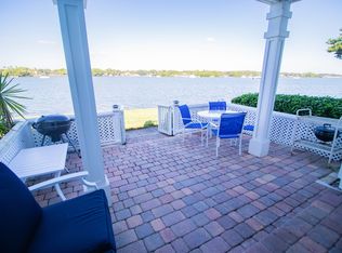 147 Pompano Dr SE