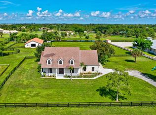 2199 Palm Deer Dr