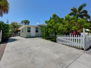 1132 Magnolia St