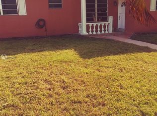30 NW 189th St