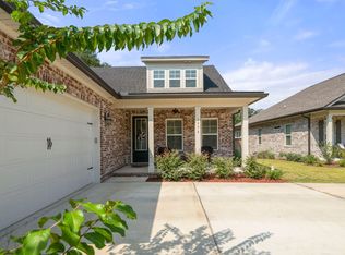 1976 Hattie Mae Ln