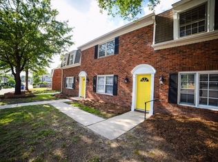 Apt One Bedroom Fisher East Apartments In Greensboro Nc